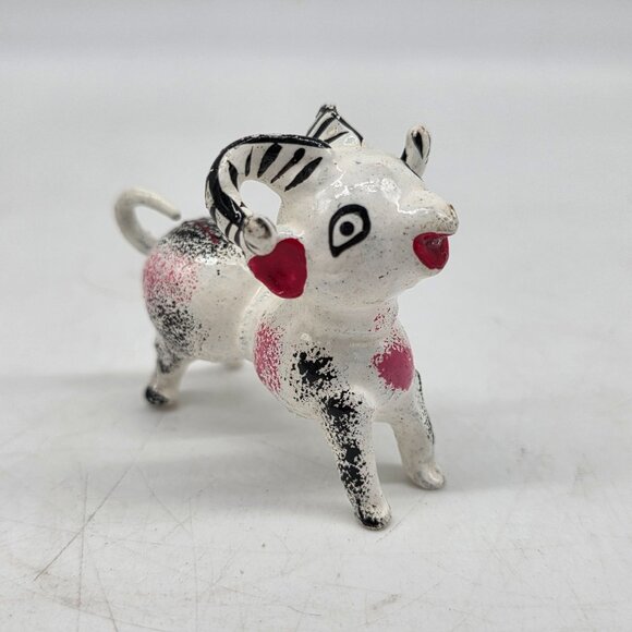 Handcrafted Mexican Bobble Tail Ram Figurine With 2.5" Tall - Picture 1 of 6